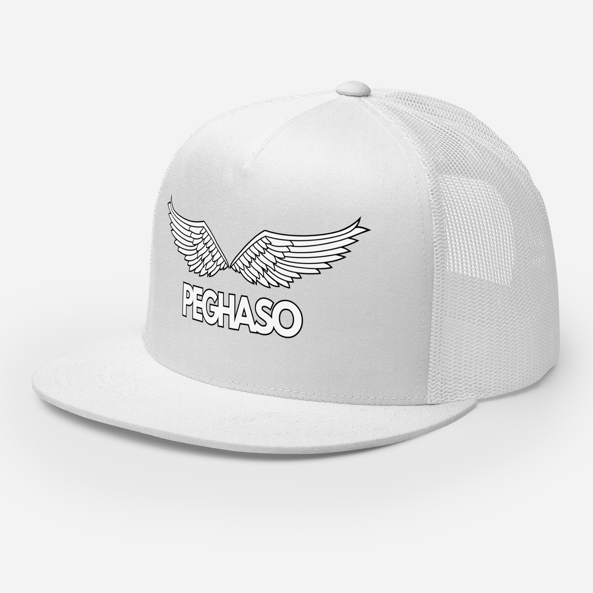 Gorra trucker PEGHASO® BE FREE blanca con diseño de alas extendidas, visera plana y cierre snapback.