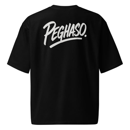 Camiseta Oversize PEGHASO® BLACK CORE negra, vista trasera con logo PEGHASO blanco grande