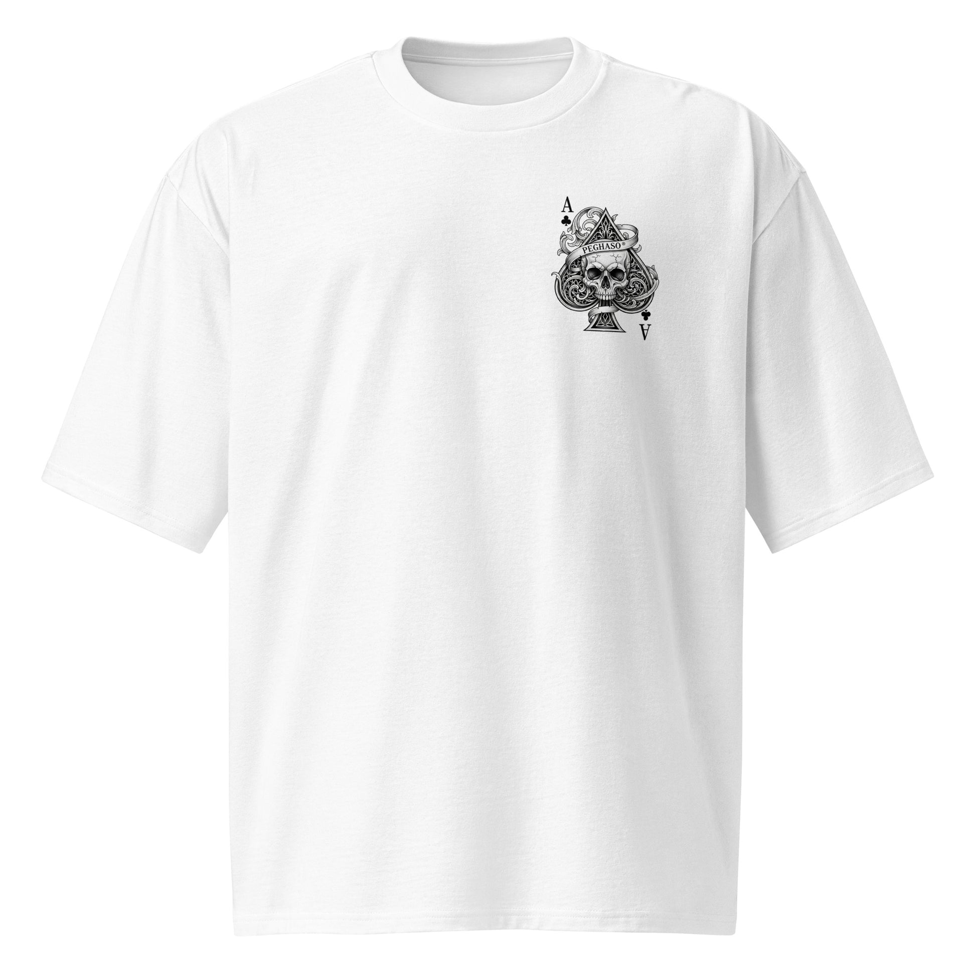 Camiseta oversize de lujo PEGHASO® "Ace of Spades" en color blanco, con logo de As de Picas con cráneo en el pecho.