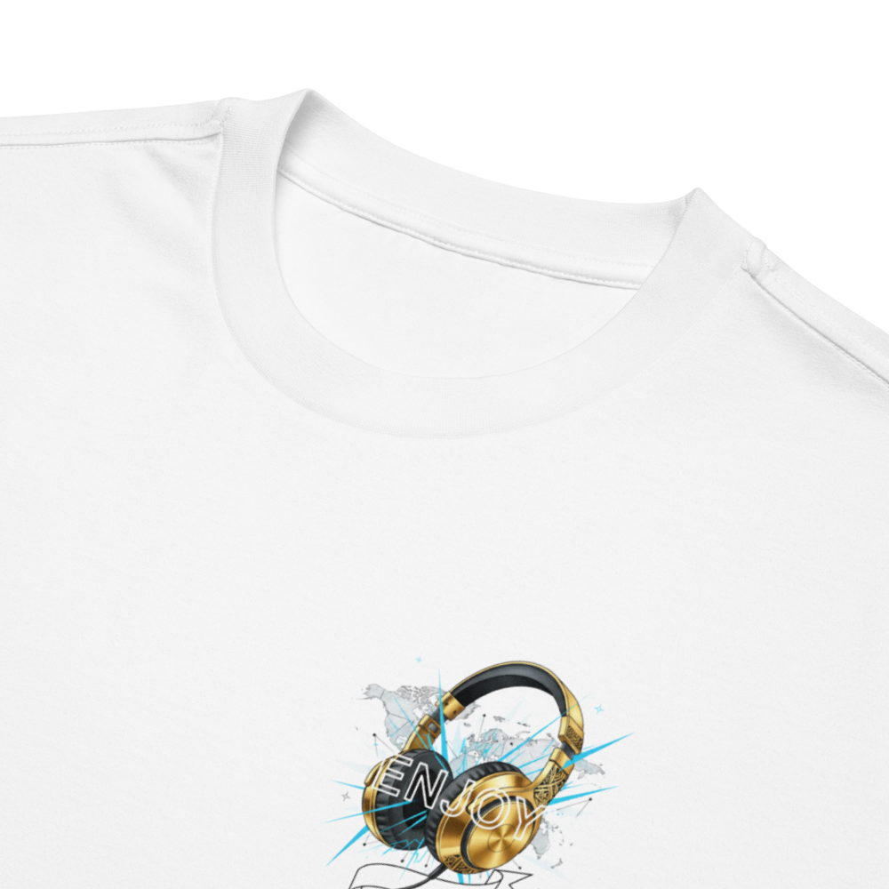 Camiseta oversize de lujo PEGHASO® "Enjoy Dj" en color blanco, con logo de auriculares dorados y la palabra "ENJOY" en el pecho.