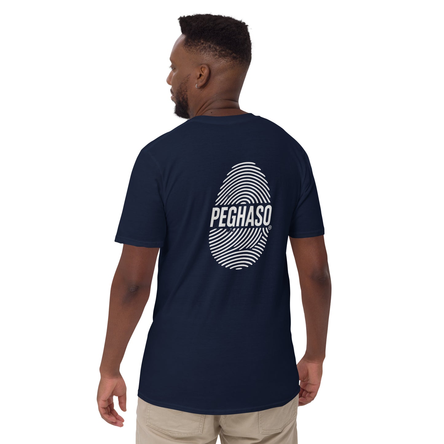 Camiseta hombre azul PEGHASO® HUELLA de manga corta, con diseño de huella dactilar y logo espalda y pecho escudo, estilo streetwear.