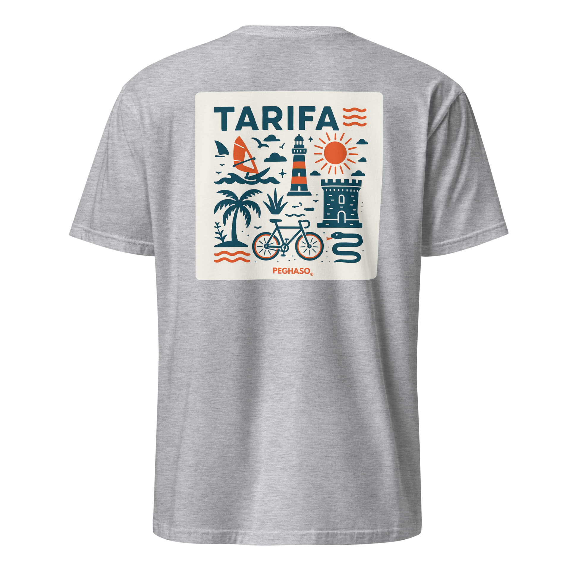 Camiseta unisex gris PEGHASO® TARIFA oversize de manga corta, con diseño trasero de olas y faro de Tarifa.