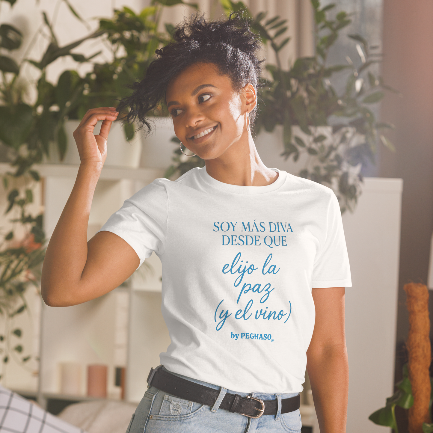 8. Camiseta sin filtro "SOY MÁS DIVA" - by PEGHASO®