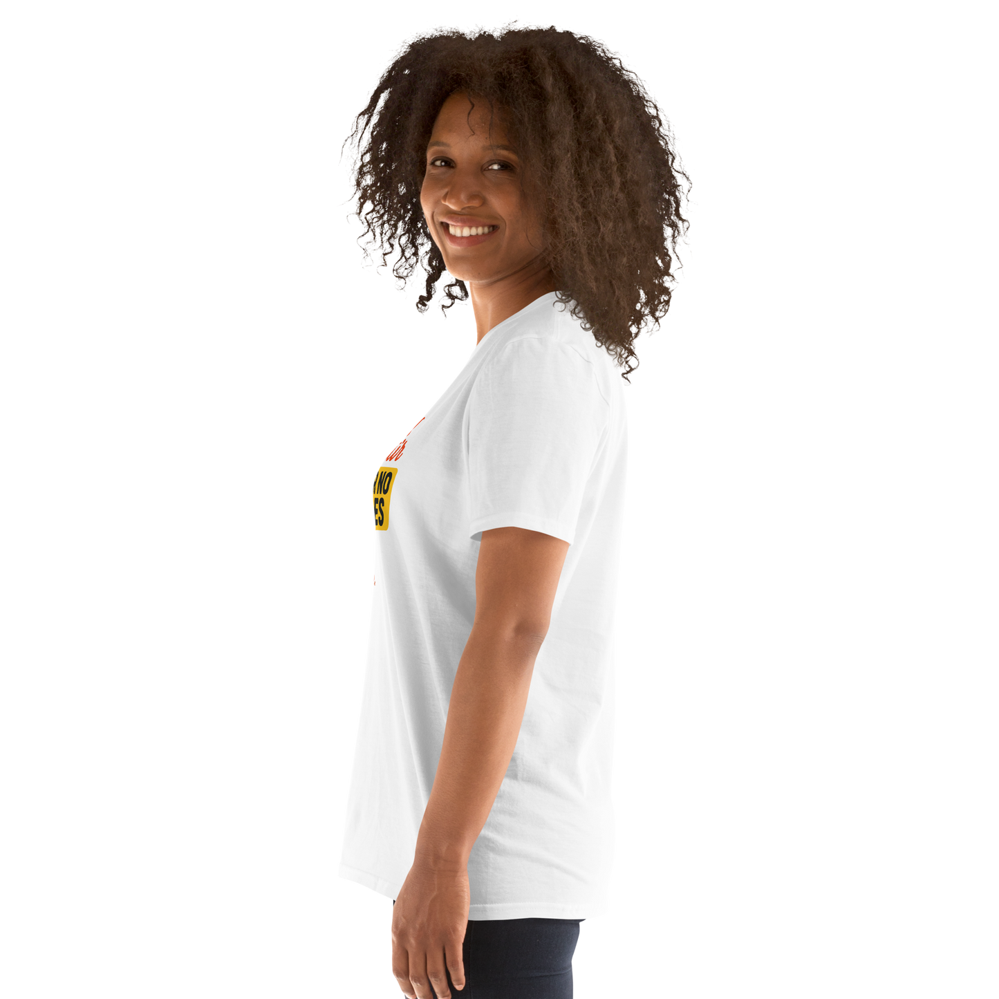 4. Camiseta sin filtro "MEJOR NO HABLES" by PEGHASO®