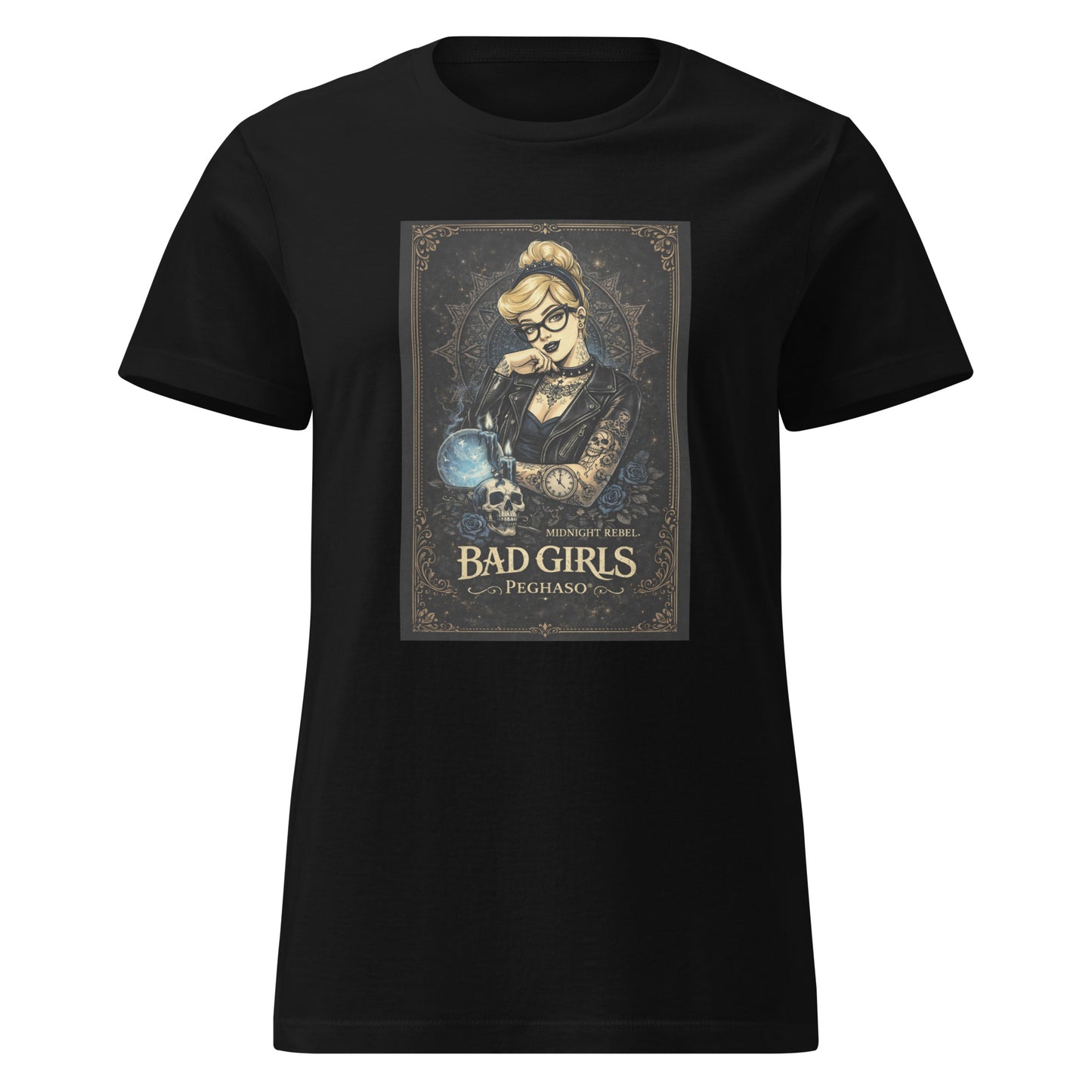 Camiseta negra mujer Cenicienta tatuada con zapato de cristal y calabaza estilo rebelde colección Bad Girls Peghaso.