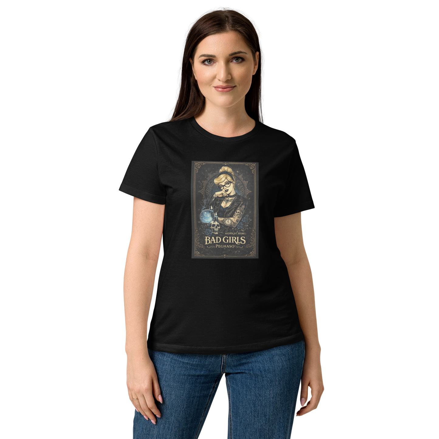Camiseta Cenicienta DISNEY tatuada con zapato de cristal y calabaza diseño rebelde colección Bad Girls. PEGHASO