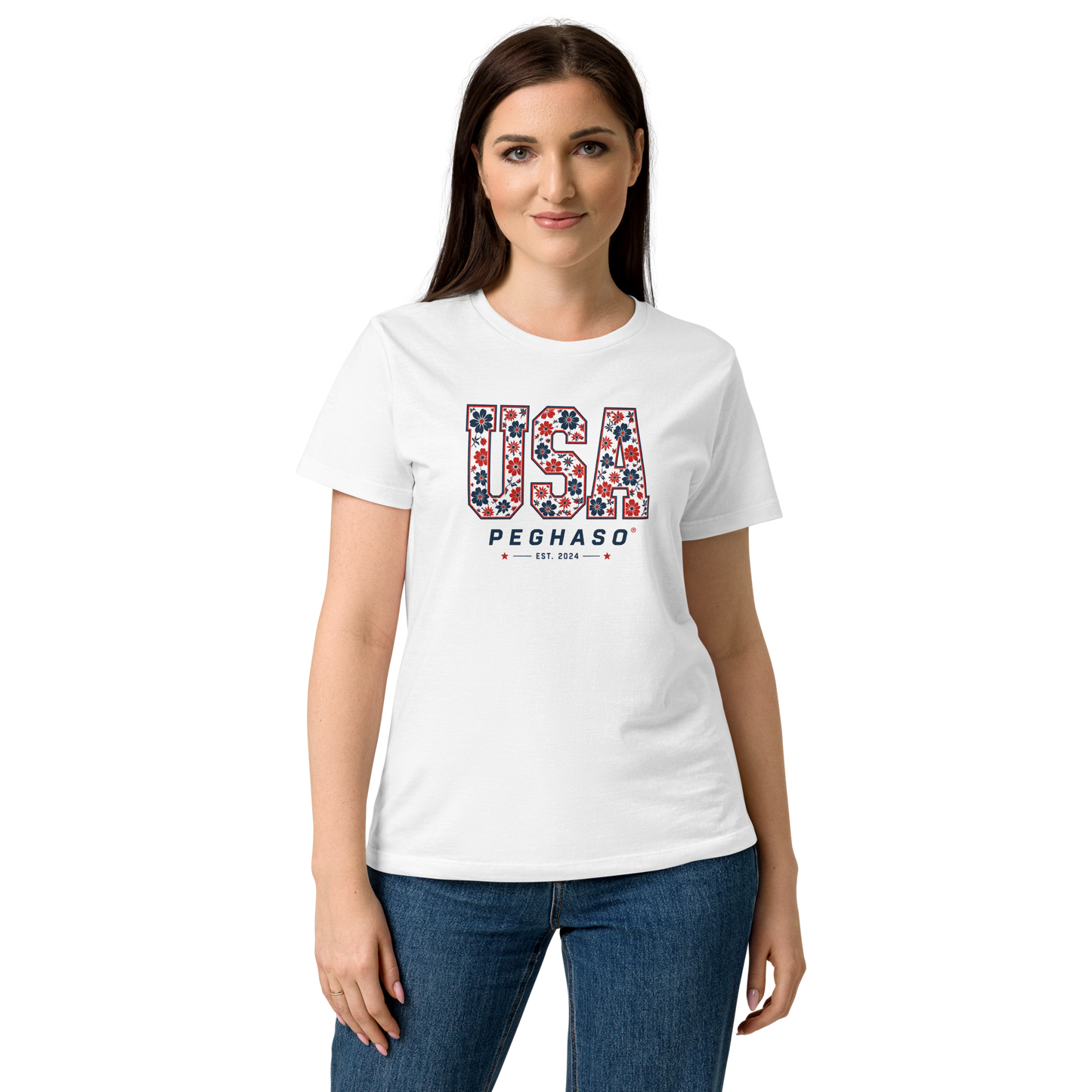look-casual-mujer-camiseta-usa-flores-peghaso-moda-verano-2026