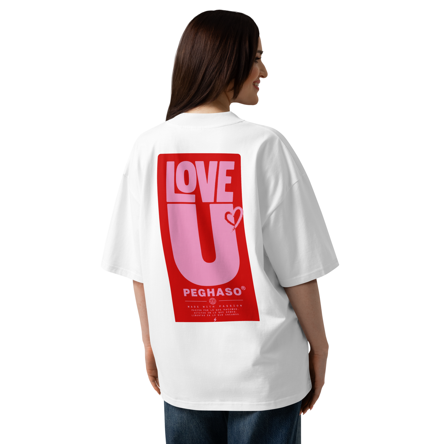 Camiseta Oversize "I LOVE U" de PEGHASO - Diseño Gráfico Exclusivo