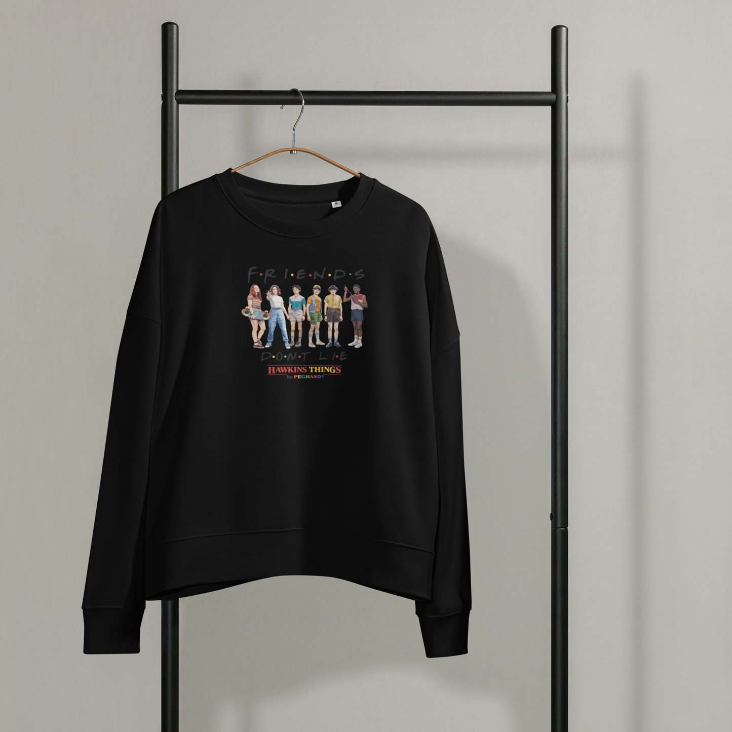 sudadera-negra-mujer-stranger-things-friends-dont-lie-peghaso